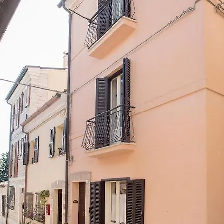 Апартаменты S187 - Sirolo, Deliziosa Casa Cielo-terra Nei Vicoli *
