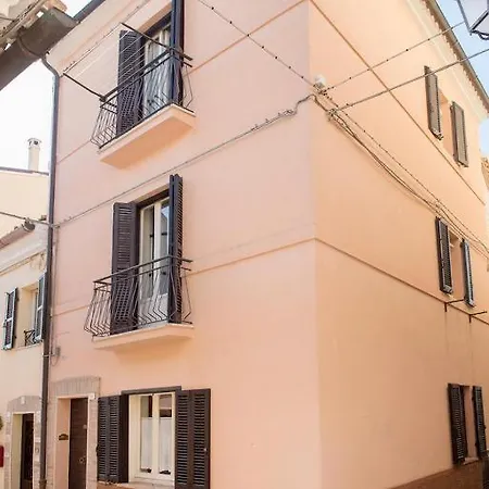 Апартаменты S187 - Sirolo, Deliziosa Casa Cielo-terra Nei Vicoli *